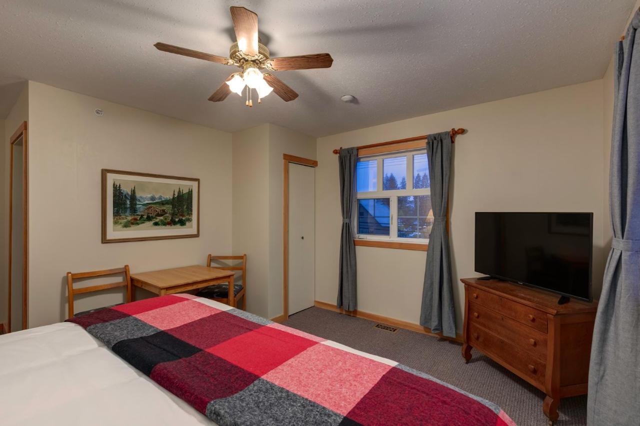Courthouse Inn Revelstoke Exteriér fotografie